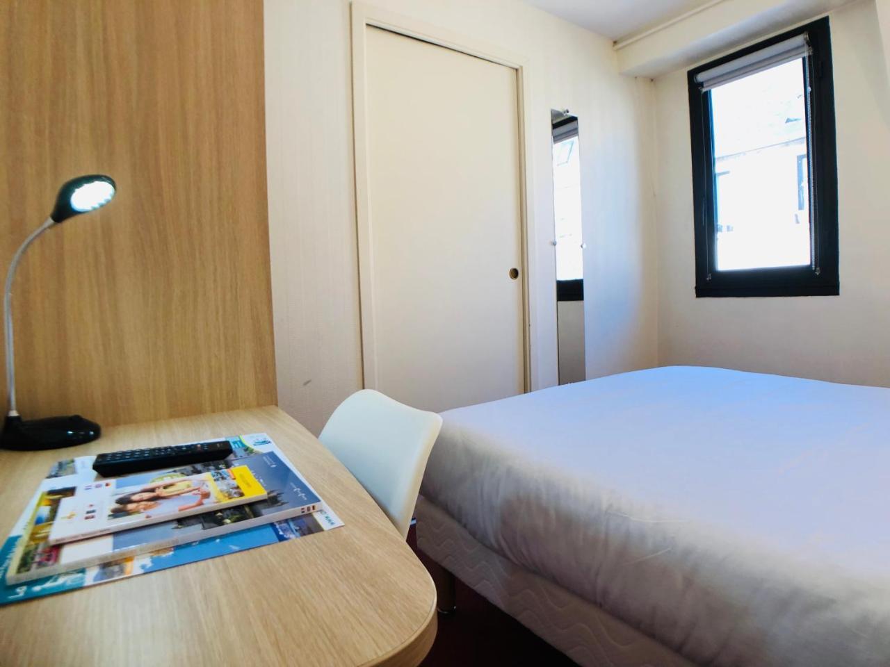 Cit'Hotel Le Volney โซมูร์ ภายนอก รูปภาพ